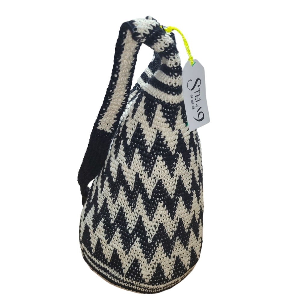 STELLA 9 ANTHROPOLOGIE BUCKET BAG PURSE WOMENS BOHEMIAN CROCHET HOBO GUATEMALAN - Picture 3 of 14